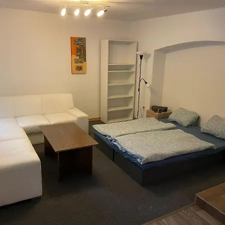 Homestay Pokoj S Krbem V Centru Zlina